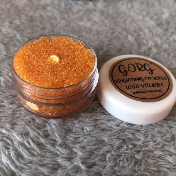 Exfoliating brightening lip scrub with vitamin c - Image 2